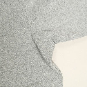 KAWS カウズ HOLIDAY SHANGHAI Sweater Grey パーカー 灰 Size 【M】 【新古品・未使用品】 20802319