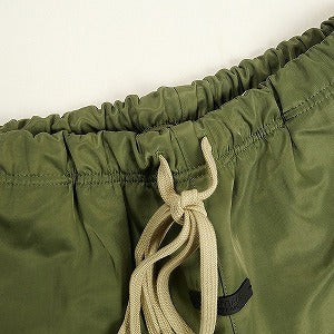 Fear of God フィアーオブゴッド ESSENTIALS Textured Nylon Soccer Short MILITARY ナイロンショーツ オリーブ Size 【S】 【新古品・未使用品】 20803397