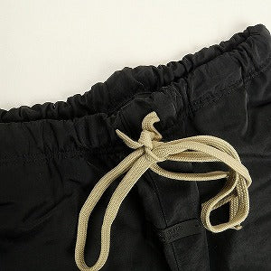 Fear of God フィアーオブゴッド ESSENTIALS Textured Nylon Soccer Short BLACK ナイロンショーツ 黒 Size 【S】 【新古品・未使用品】 20803399