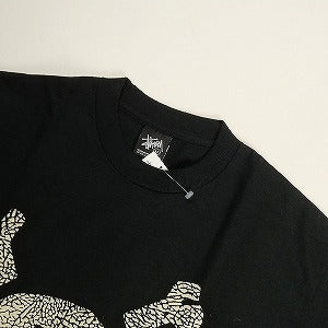 STUSSY ステューシー ×UNDEFEATED セメント柄スカルプリントTシャツ 黒 Size 【M】 【新古品・未使用品】 20804426