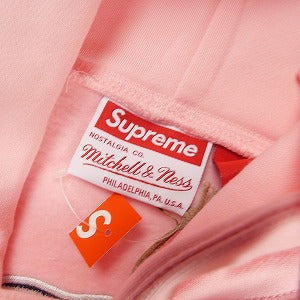 SUPREME シュプリーム ×Mitchell & Ness 24AW NCAA Hooded Sweatshirt Pink スウェットパーカー ピンク Size 【M】 【新古品・未使用品】 20808662