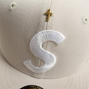 SUPREME シュプリーム 24SS Gold Cross S Logo New Era Stone キャップ ナチュラル Size 【7　5/8(L)】 【中古品-非常に良い】 20810588