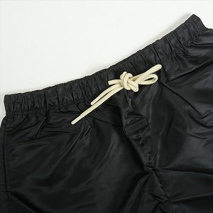 Fear of God フィアーオブゴッド ESSENTIALS Running Short C Jet Black ナイロンショーツ 黒 Size 【L】 【新古品・未使用品】 20818564