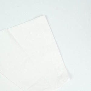 KAWS カウズ HOLIDAY THAILAND T-Shirt White Tシャツ 白 Size 【L】 【新古品・未使用品】 20819398