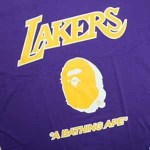 A BATHING APE ア ベイシング エイプ ×MITCHELL & NESS NBA 25AW LOS ANGELES LAKERS TEE PURPLE Tシャツ 紫 Size 【XL】 【新古品・未使用品】 20830213