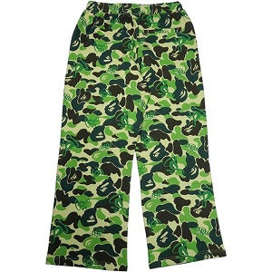 A BATHING APE ア ベイシング エイプ ×SPOTIFY BY CENTRAL CEE 25AW CAMO RELAXED FIT SWEATPANTS スウェットパンツ 緑 Size 【XL】 【新古品・未使用品】 20830810