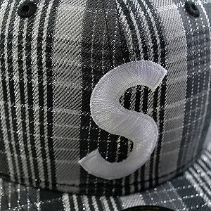 SUPREME シュプリーム 23SS Metallic Plaid S Logo New Era Cap キャップ 黒 Size 【7　3/8(M)】 【新古品・未使用品】 20765058